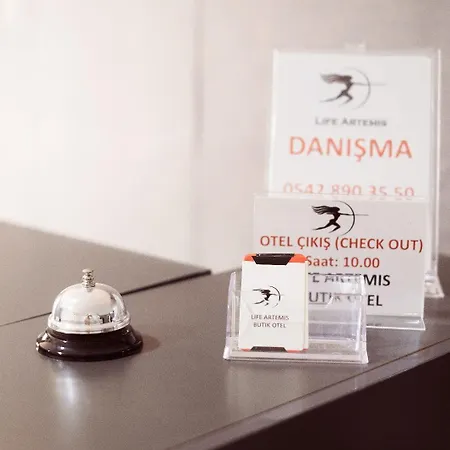 Life Artemis Hotel