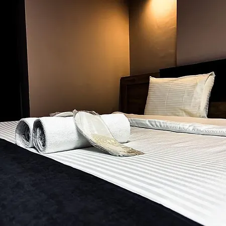 Hotel Life Artemis