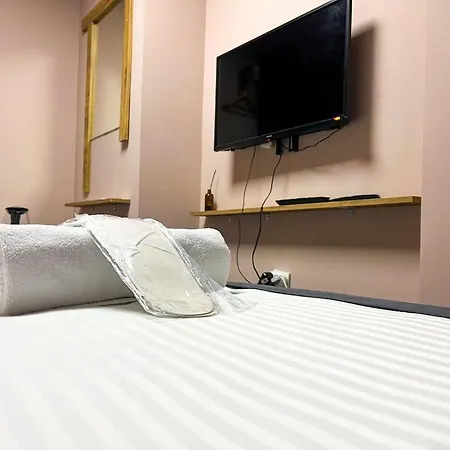 Life Artemis Hotel *