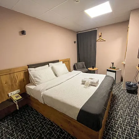 Hotel Life Artemis *