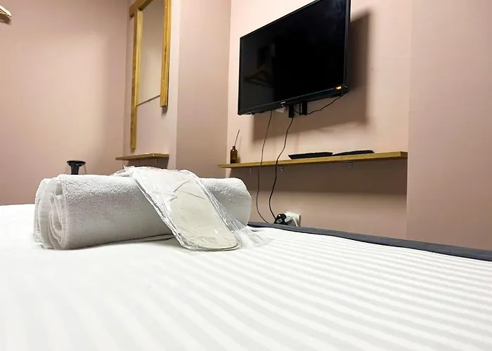 Life Artemis Hotel *